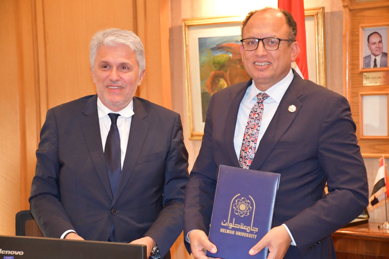 جامعة حلوان تعزز التعاون الأكاديمي الدولي مع جامعة ديموكريتوس