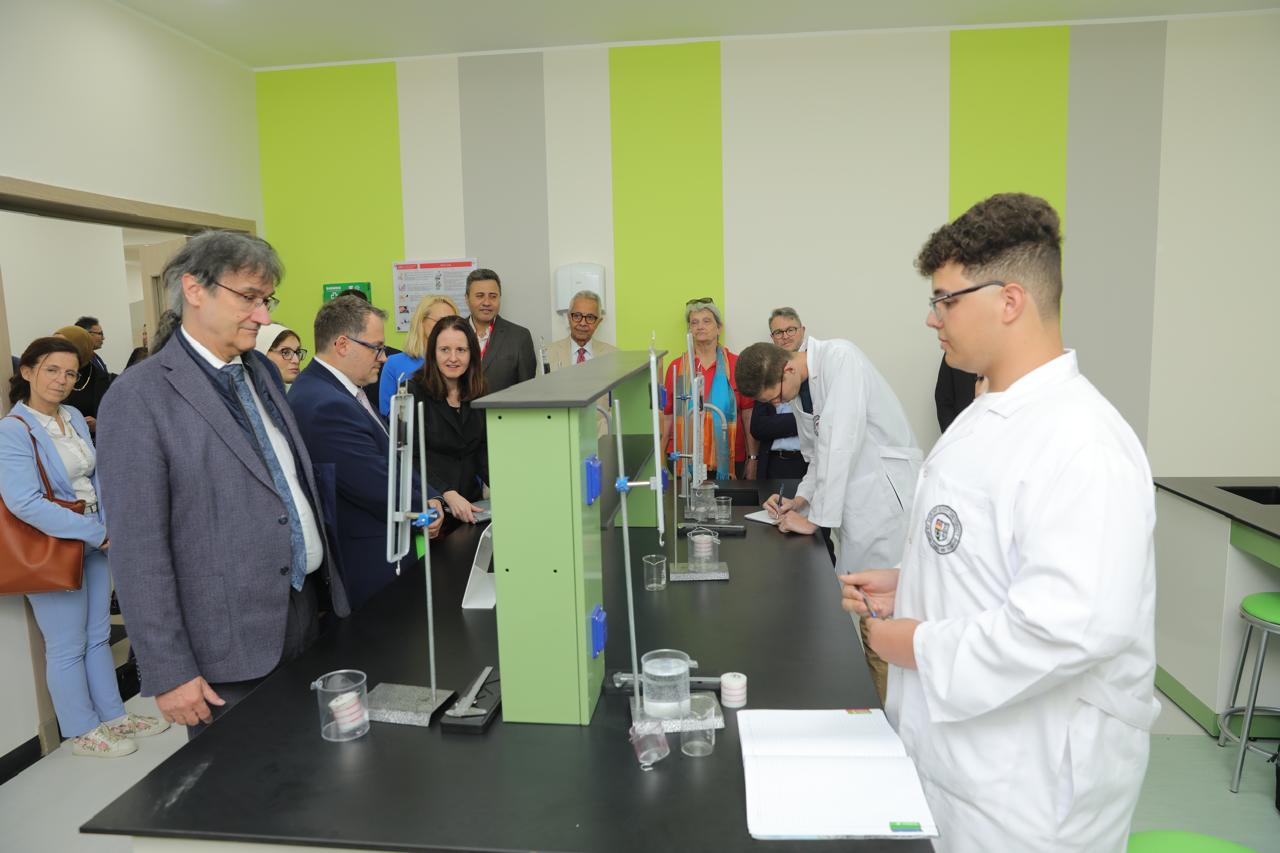 افتتاح عالمي لجامعة ساكسوني مصر