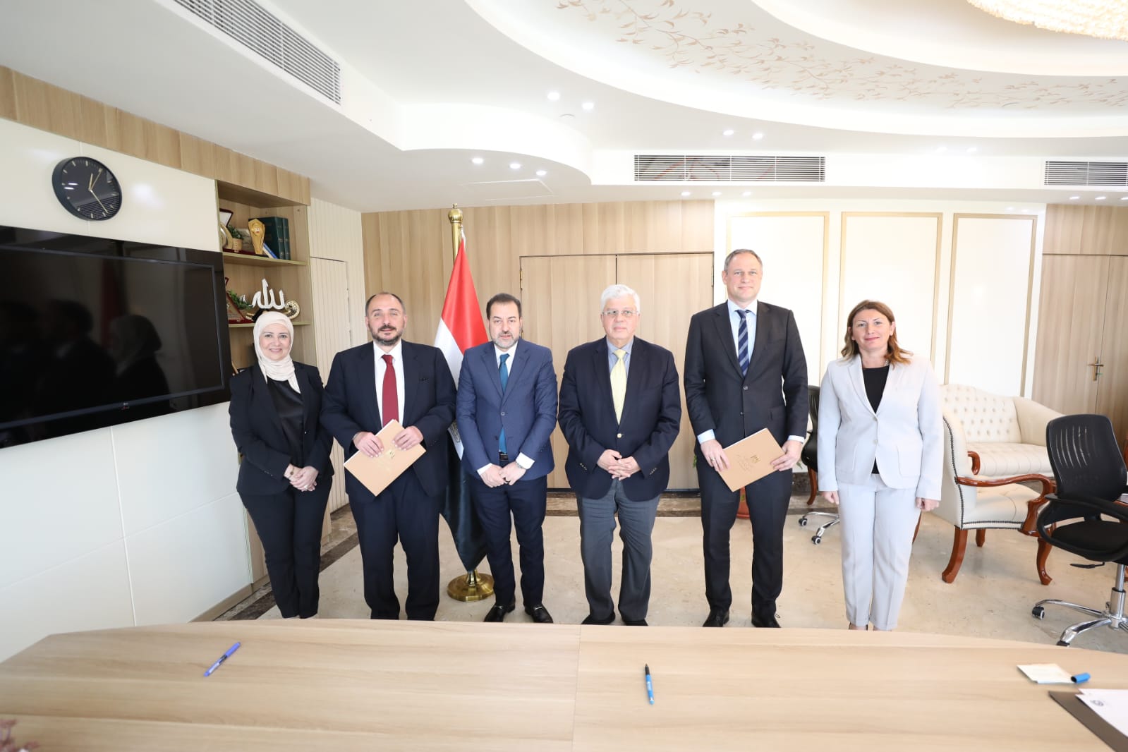 مذكرة تفاهم بين 