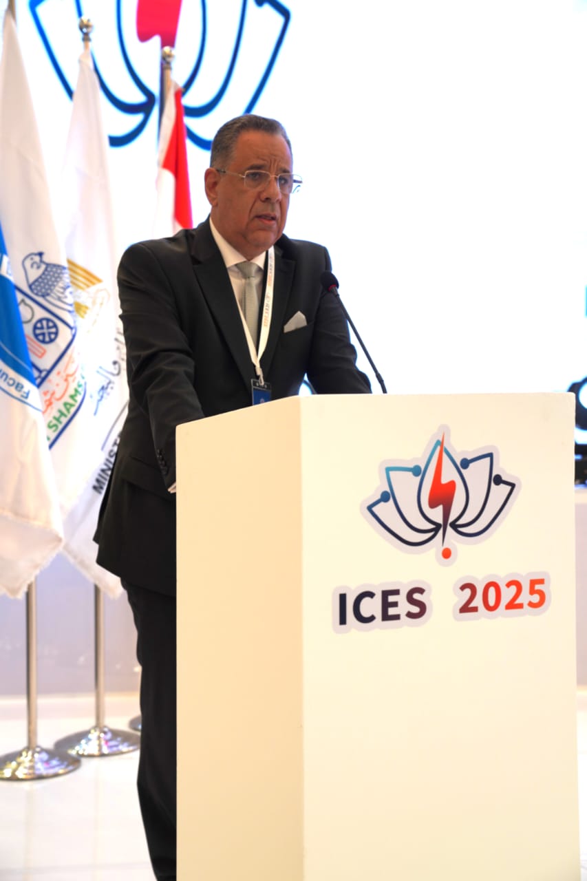 جامعة عين شمس تطلق رؤى جديدة للطاقة الذكية