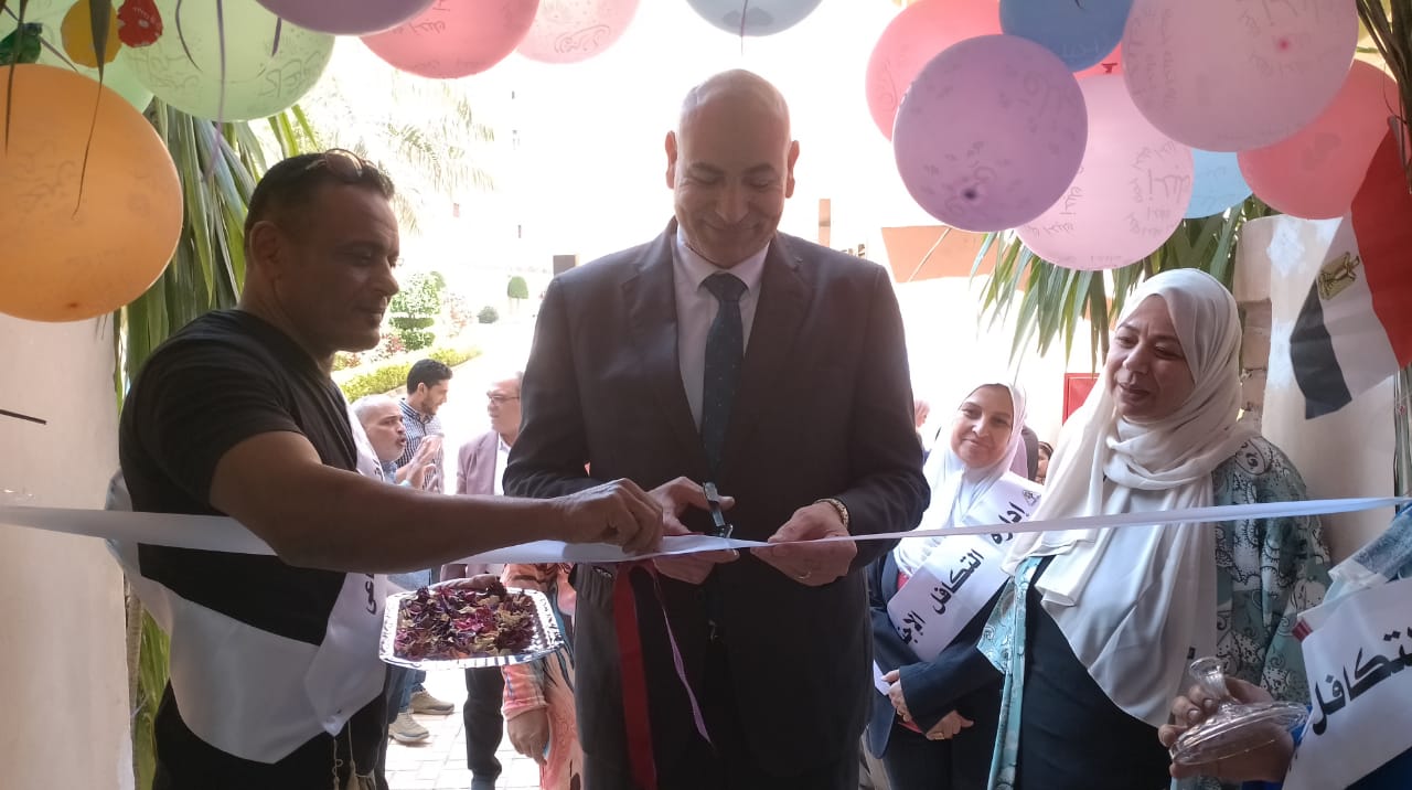 افتتاح المعرض الخيري السنوي لطالبات جامعة المنوفية 