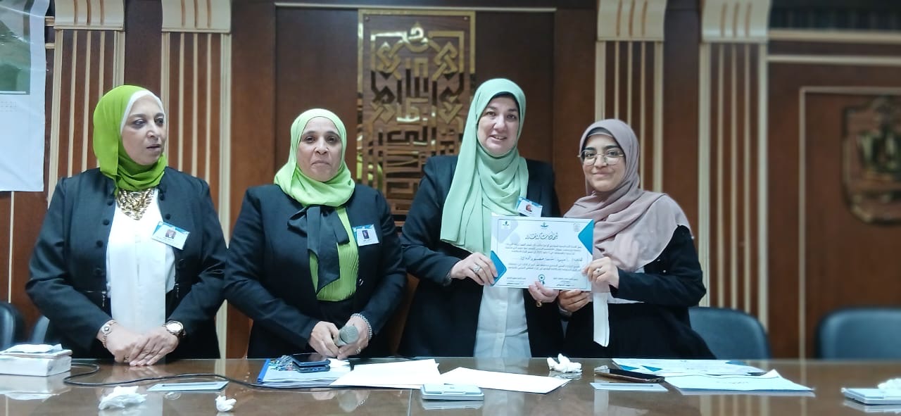 7925eb07-9c6f-4d25-ac7f-850988f2a443