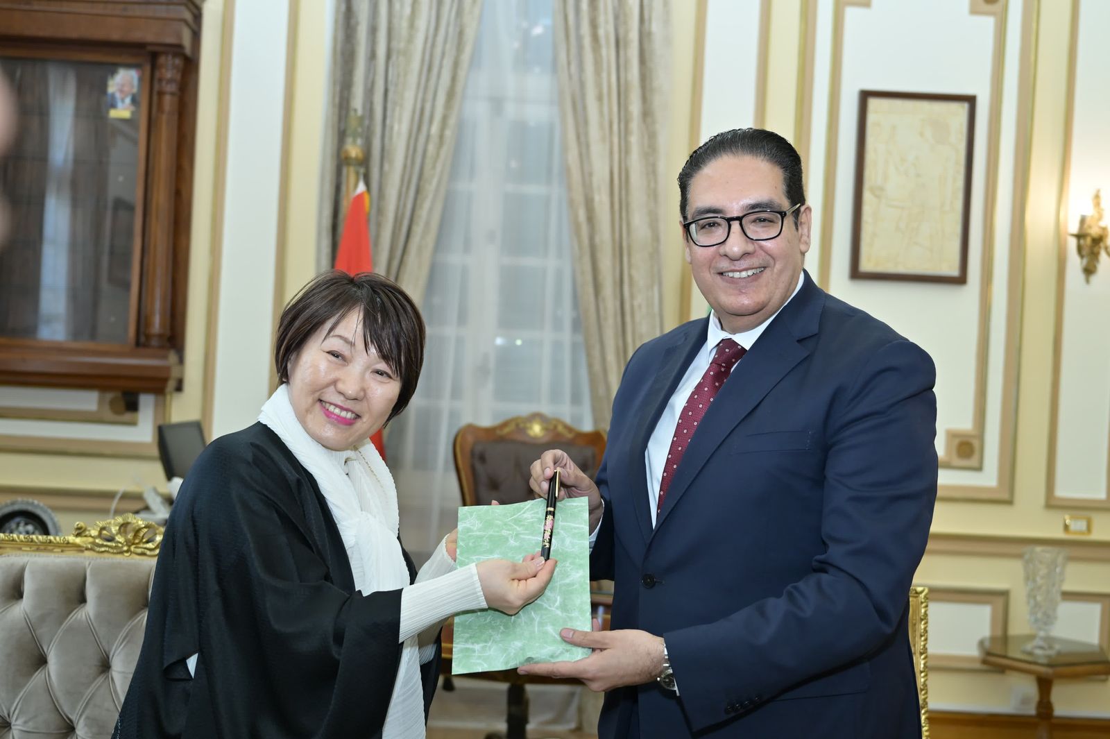 رئيس جامعة القاهرة يستقبل وزيرة التعليم والثقافة والتكنولوجيا اليابانية