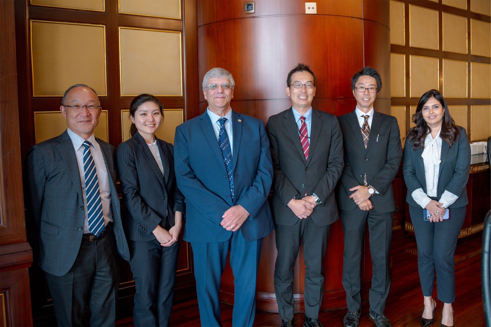 رئيس الجامعة المصرية اليابانية يبحث مع وزيرة التعليم اليابانية سبل دعم التعاون الأكاديمي