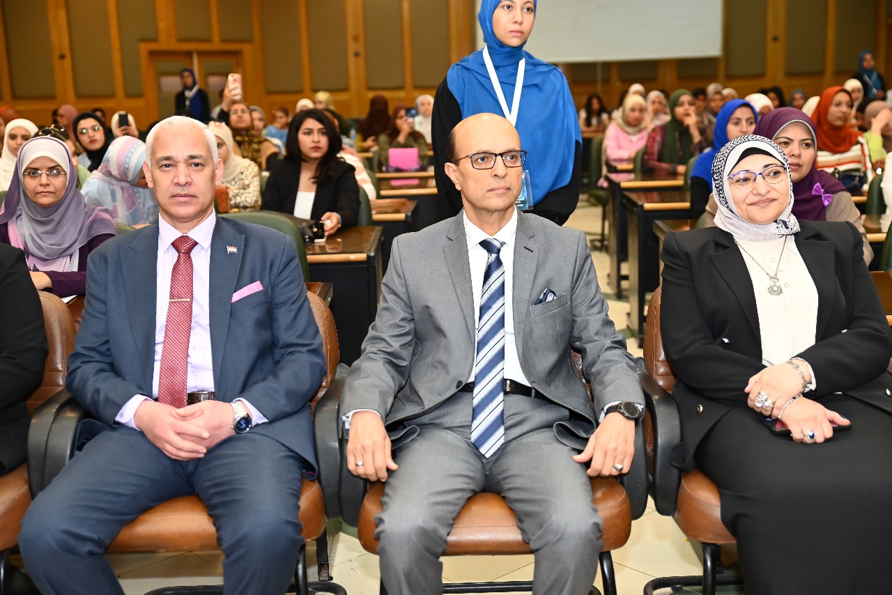 المنشاوي يفتتح الملتقى الثاني لتأهيل معلمي الأطفال ذوي الاحتياجات الخاصة ومنهج منتسوري