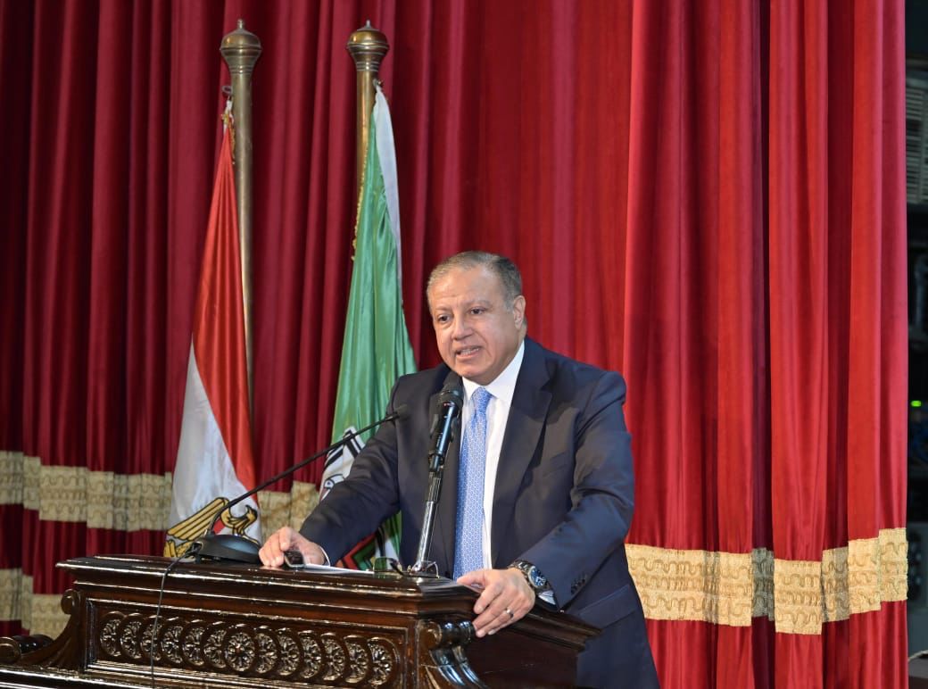 جامعة القاهرة تستكشف مستقبل الملكية الفكرية في عصر الذكاء الاصطناعي