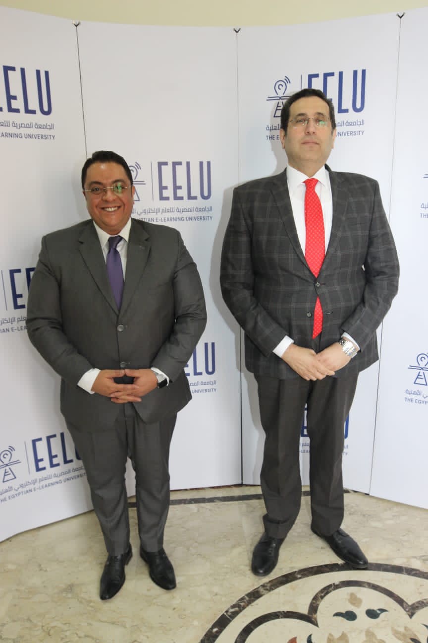 الجامعة المصرية للتعلم الإلكتروني الأهلية تطلق الملتقى الأول للإداريين ببورسعيد