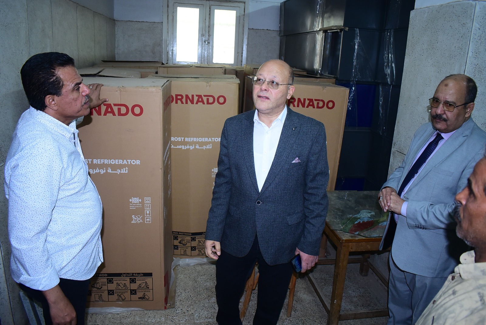 إحلال وتجديد أثاث الغرف بالمدن الجامعية بجامعة سوهاج 