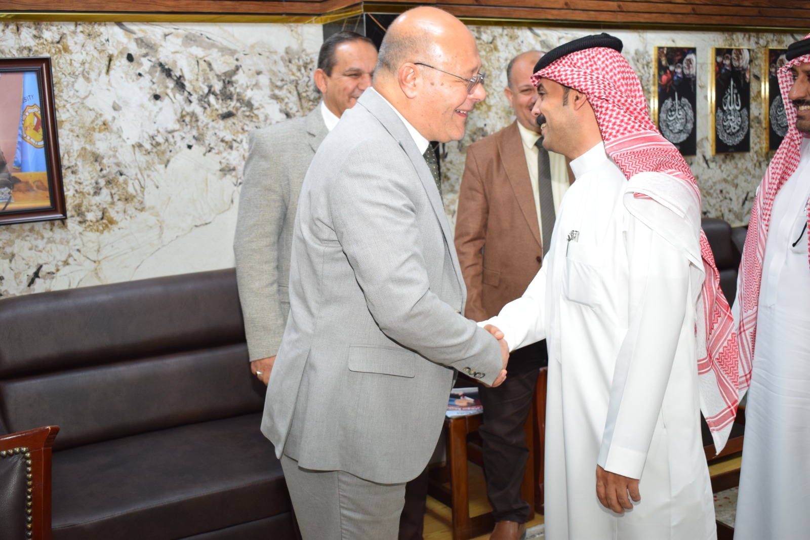 جامعة سوهاج توفر بيئة مثالية للطلاب الوافدين لتحقيق التفوق