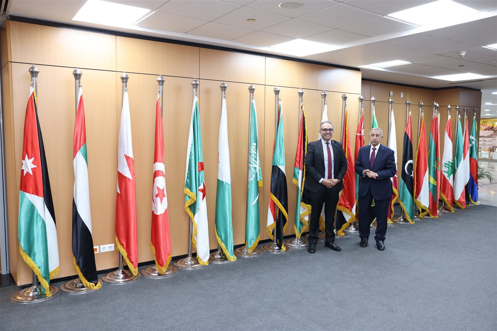 الأكاديمية العربية للعلوم والتكنولوجيا تطلق موجز STEM التفاعلي مع تيك توك