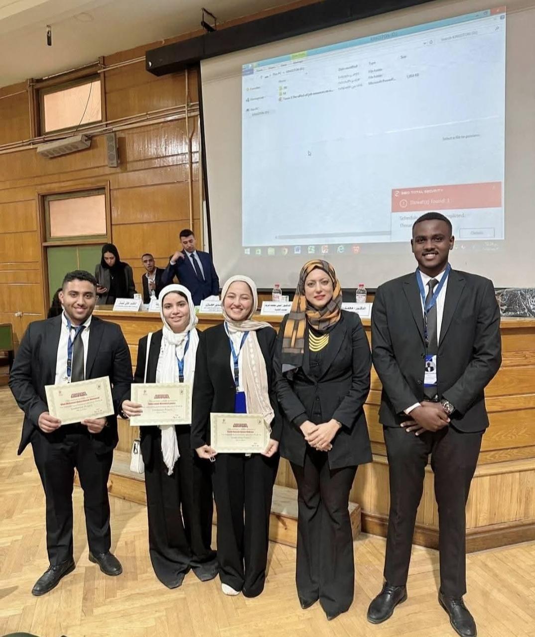 مؤتمر سنوي بطابع احترافي يحاكي سوق العمل في جامعة القاهرة