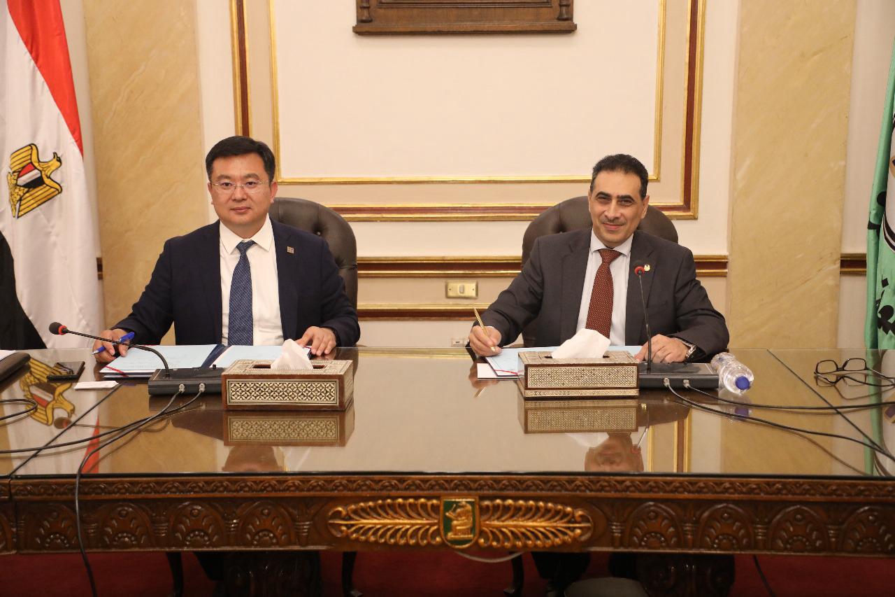 جامعة القاهرة تتوسع في تعليم الصينية بشراكة دولية جديدة