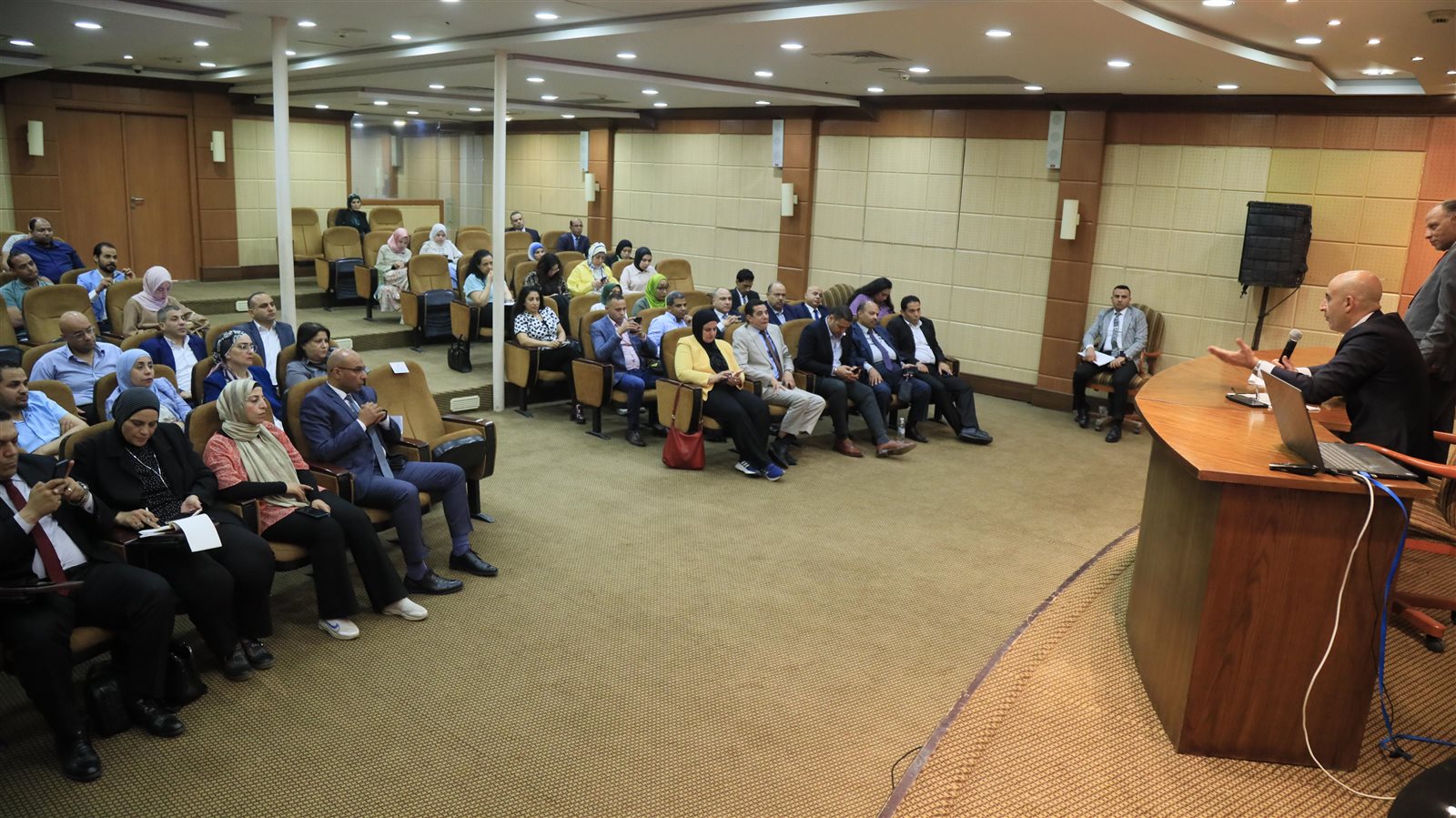 مؤتمر صحفي لوزير التربية والتعليم والتعليم الفنى