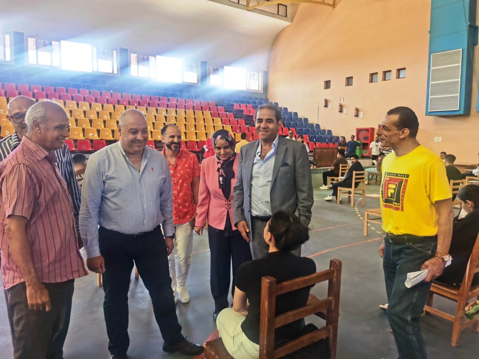 رئيس جامعة بورسعيد يتفقد سير اعمال امتحانات الفصل الدراسى الثانى