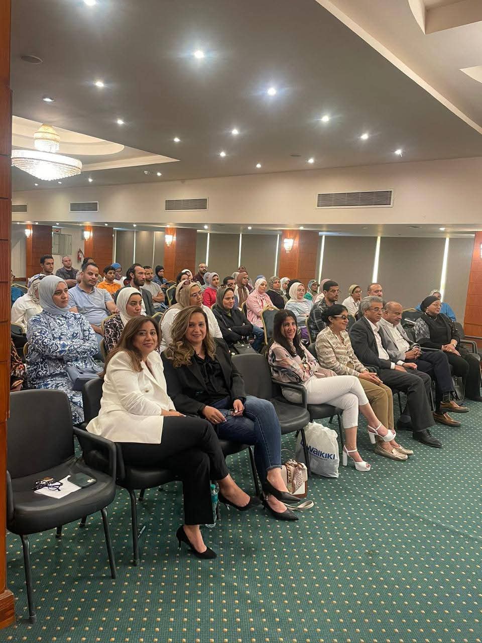 محاضرة هامة في جامعة حلوان بعنوان العرض المتحفي بعيون الخبراء