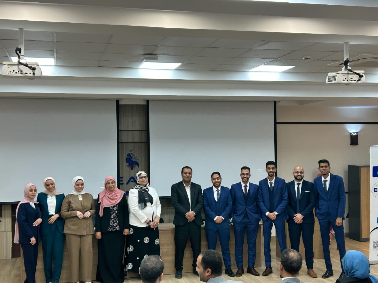 طلاب جامعة جنوب الوادي يعرضون مشاريع تخرج تواكب المستقبل