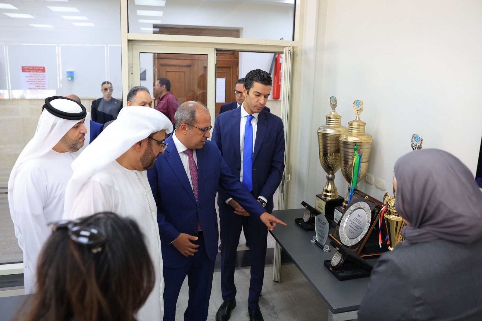 الجامعة البريطانية في مصر تستقبل رئيس جامعة حمدان بن محمد