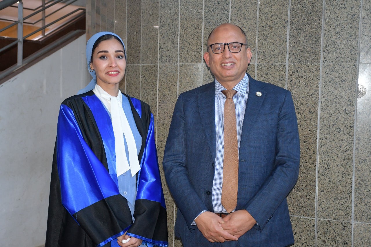 رسالة علمية عن منير كنعان بمجمع الفنون والثقافة بحضور رئيس جامعة حلوان