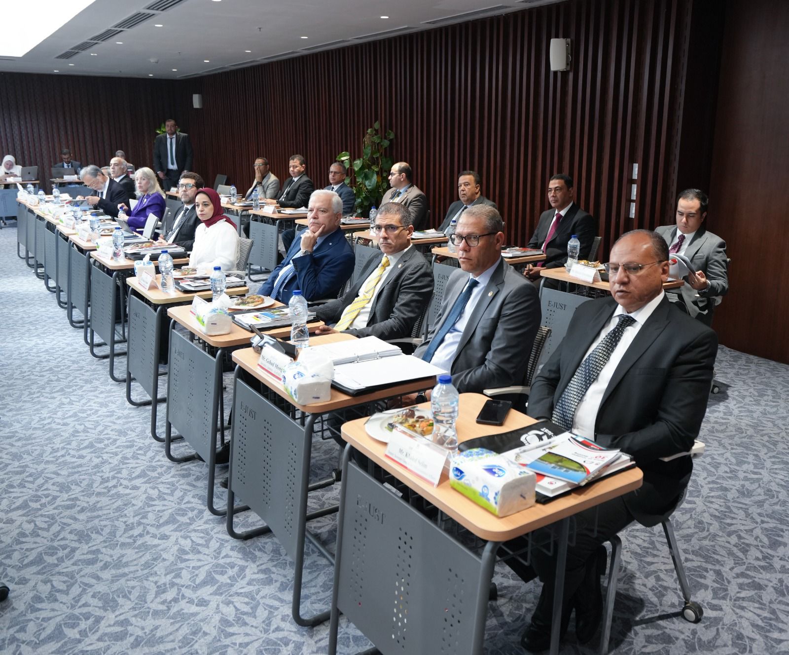 بدء ‎اجتماع مجلس أمناء الجامعة المصرية اليابانية فى دورته ال ٣٠