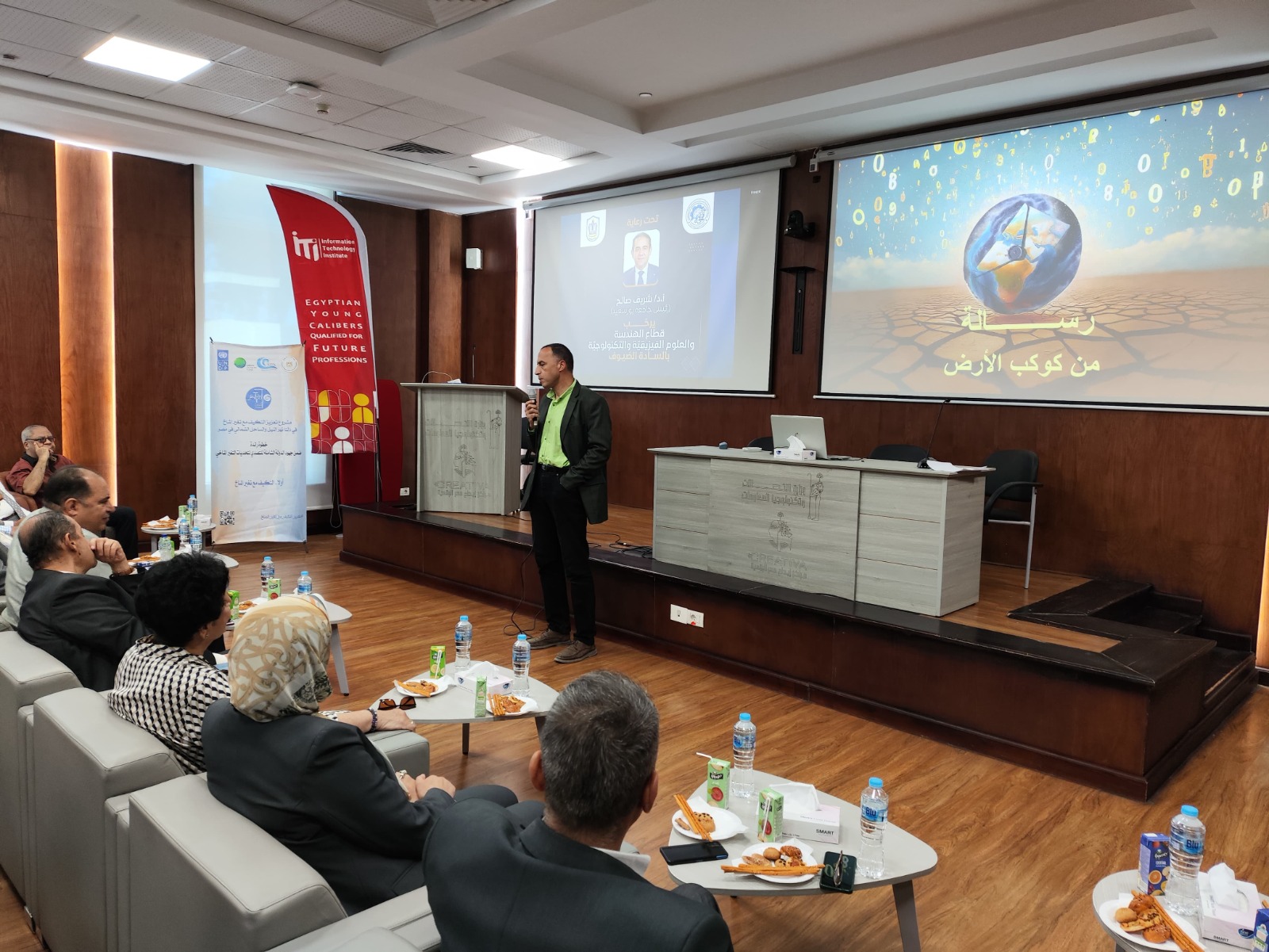 محاضرة توعوية بجامعة بورسعيد حول التكيف مع التغير المناخي 