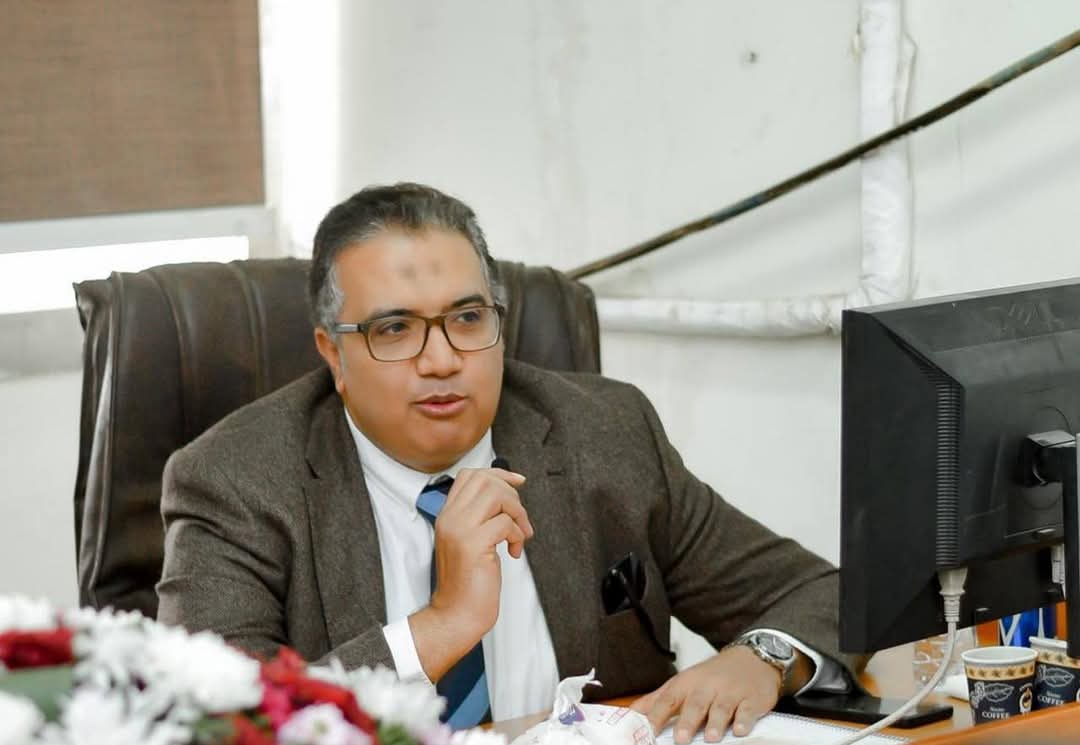 الدكتور أحمد صبري عميد معهد الأورام