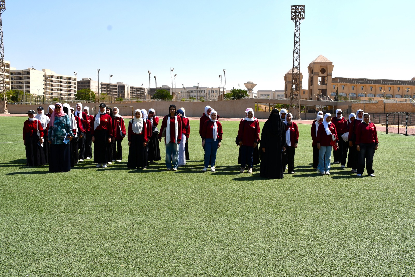 600 تيشيرت من إنتاج طالبات 