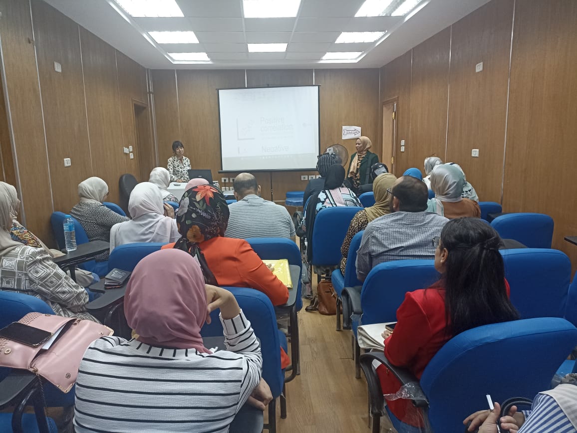 جامعة سوهاج تطلق 3 دورات بحثية متقدمة لتأهيل الباحثين