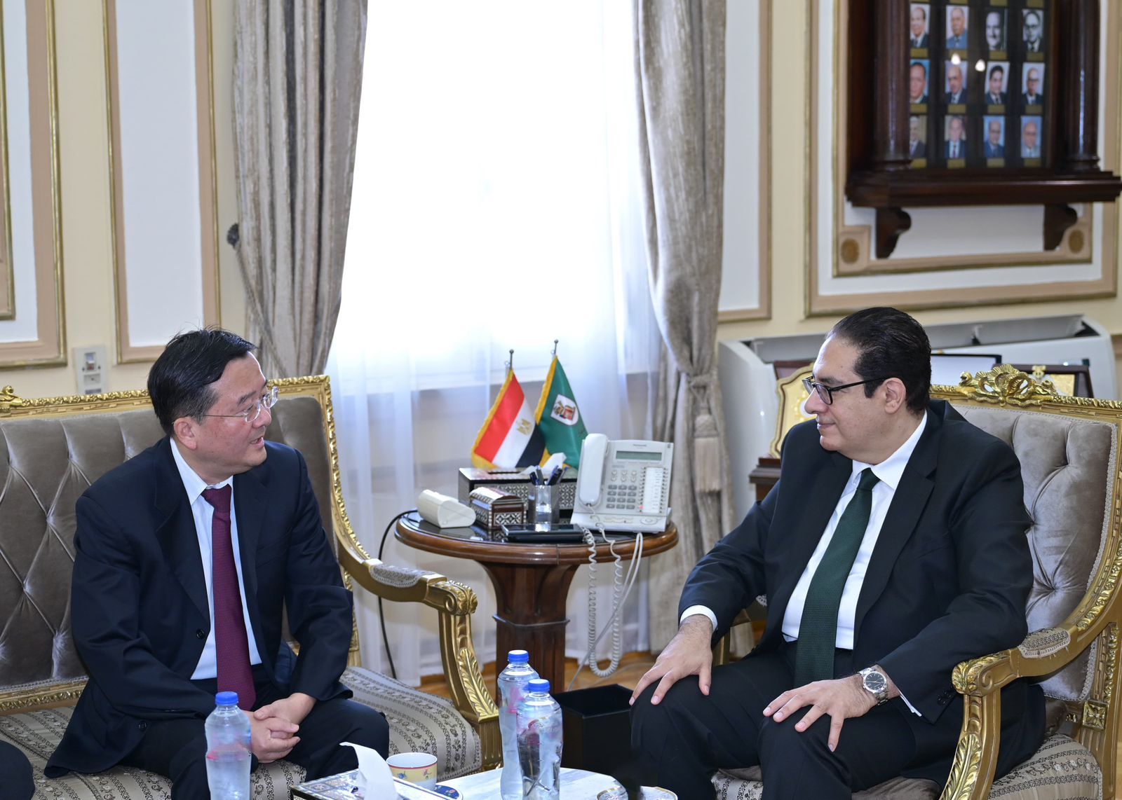 جامعة القاهرة تبحث تعزيز التعاون الأكاديمي مع جامعة شاندونغ الصينية