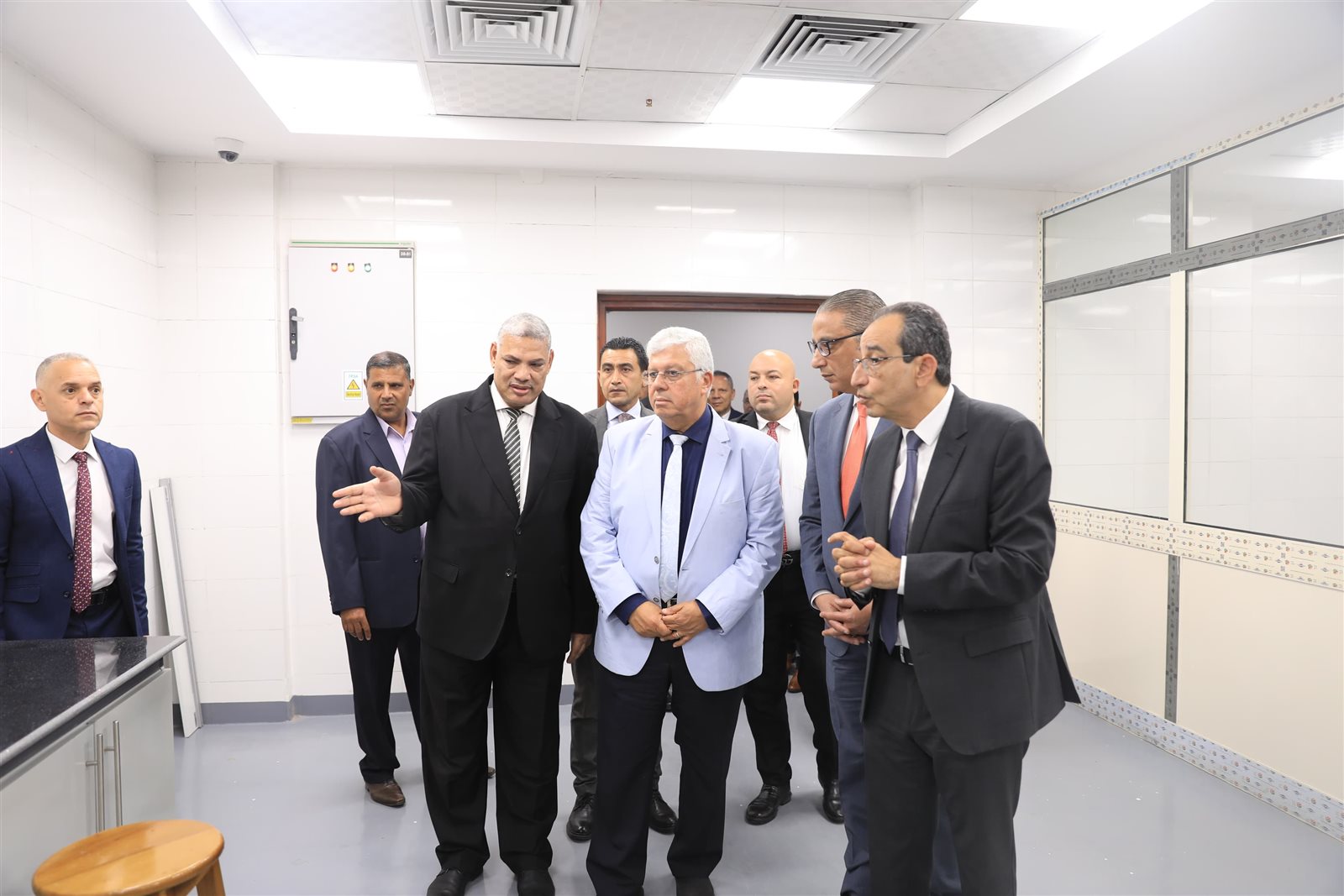 وزير التعليم العالي يزور جامعة الفيوم الأهلية لمتابعة التجهيزات