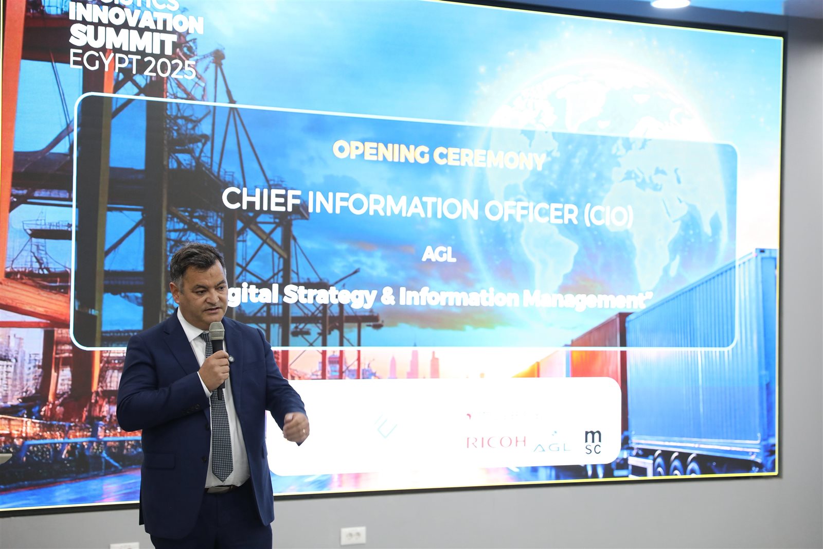 جامعة مصر للمعلوماتية تستضيف قمة الابتكار في اللوجستيات 2025