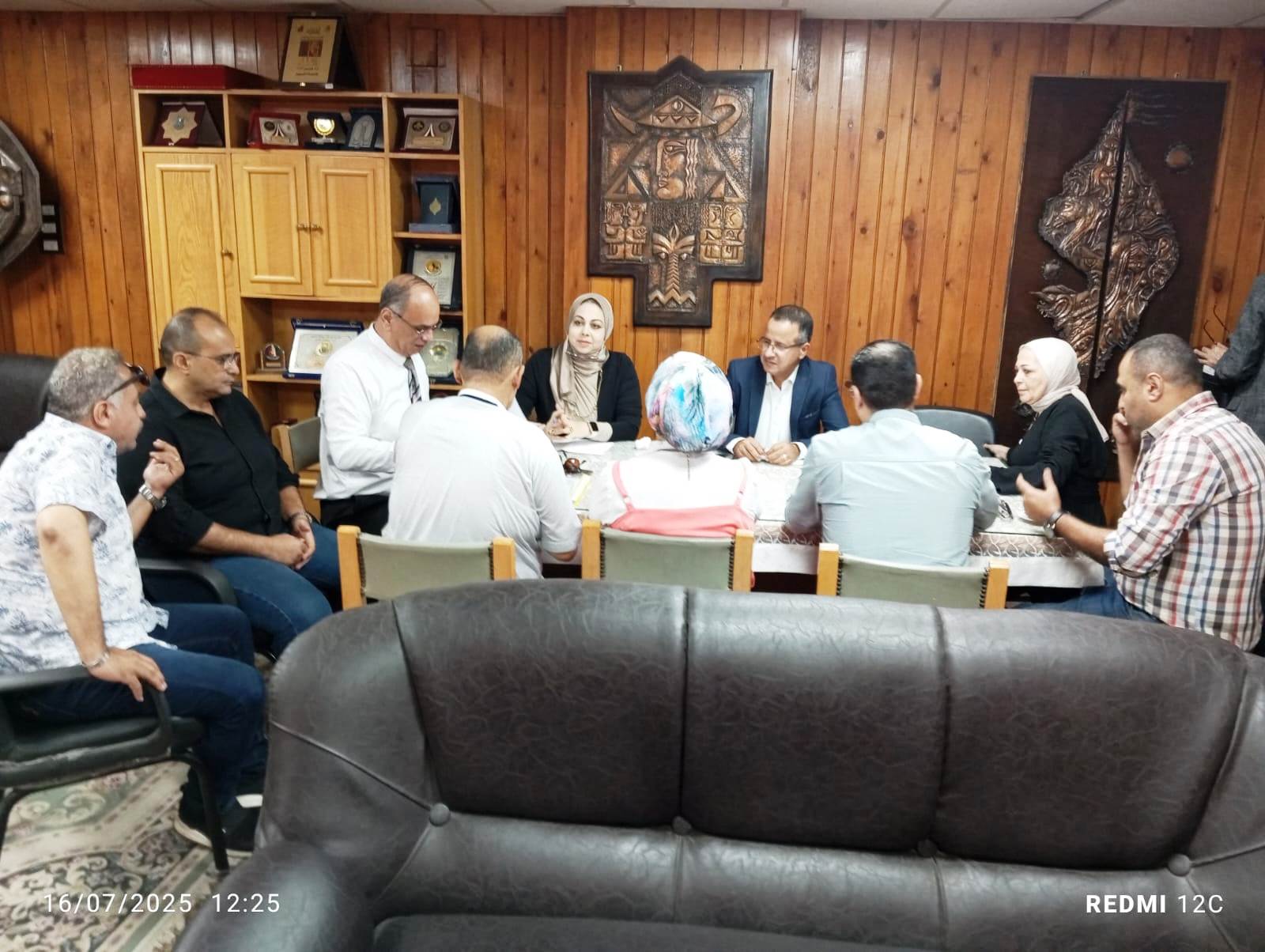 رئيس جامعة بورسعيد يتابع جاهزية الكليات استعدادًا للعام الدراسي الجديد