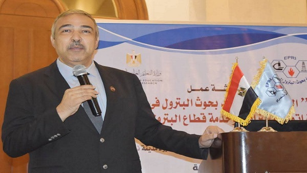 وزير التعليم العالي يدعم تقليل الاستيراد عبر البحث العلمي