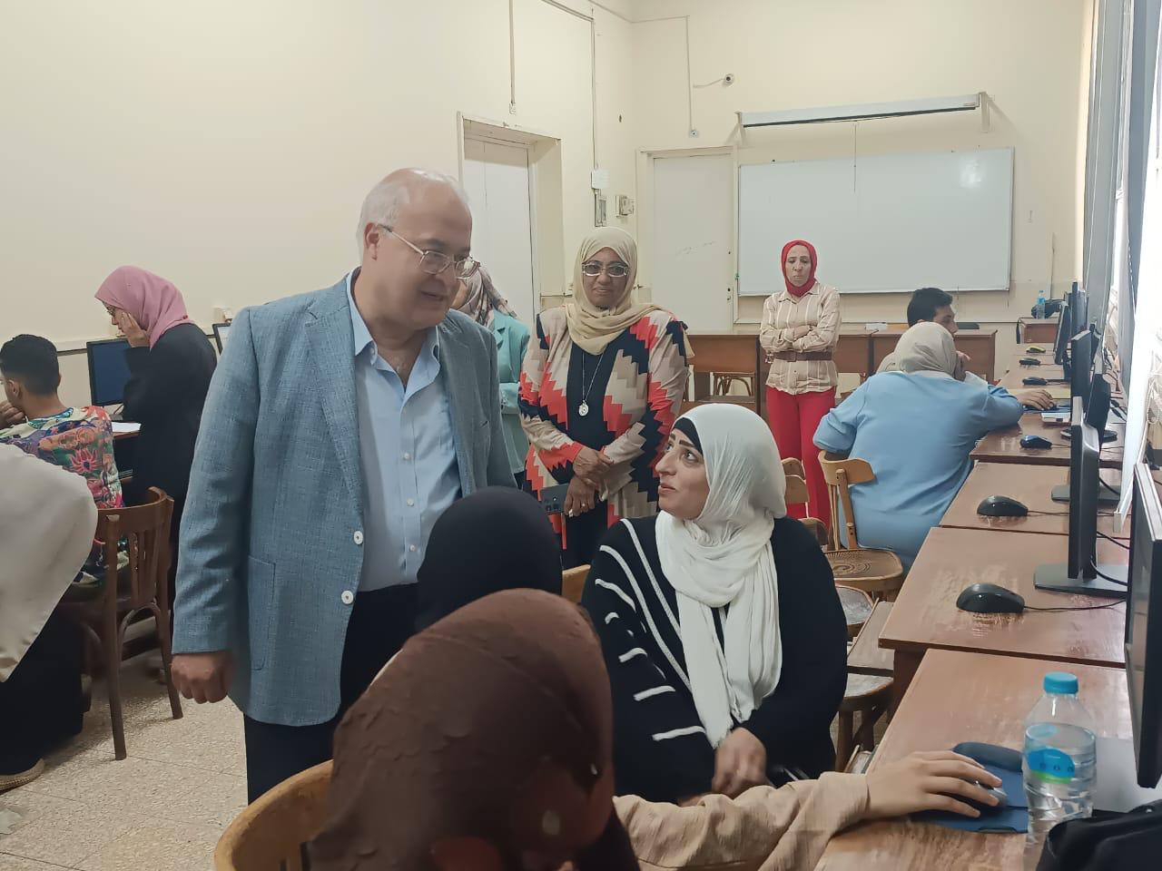 معامل الحاسبات تواصل دعم طلاب الثانوية العامة في تنسيق الجامعات 2025