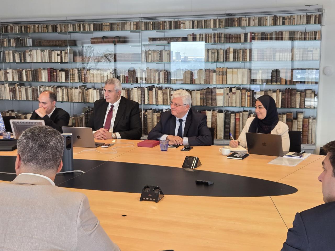 وزير التعليم العالي يقود شراكة عالمية لتحول الجامعات إلى الجيل الرابع