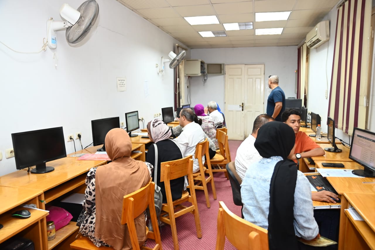 معامل الحاسبات بالجامعات تخدم طلاب تنسيق المرحلة الثانية 2025