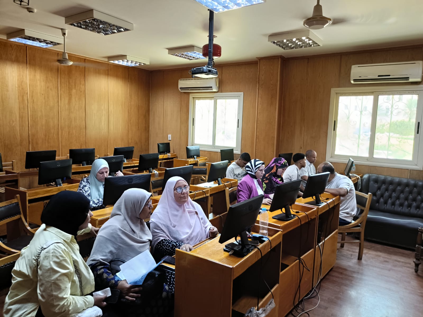 الدعم الفني مستمر بمعامل الجامعات خلال تنسيق المرحلة الثانية 2025