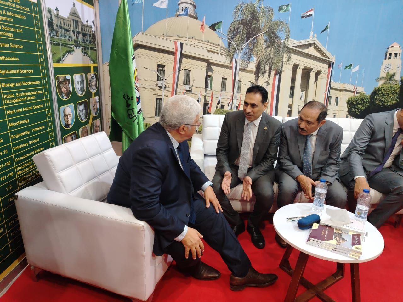 جامعة القاهرة تتألق بمعرض التعليم العالي 2025