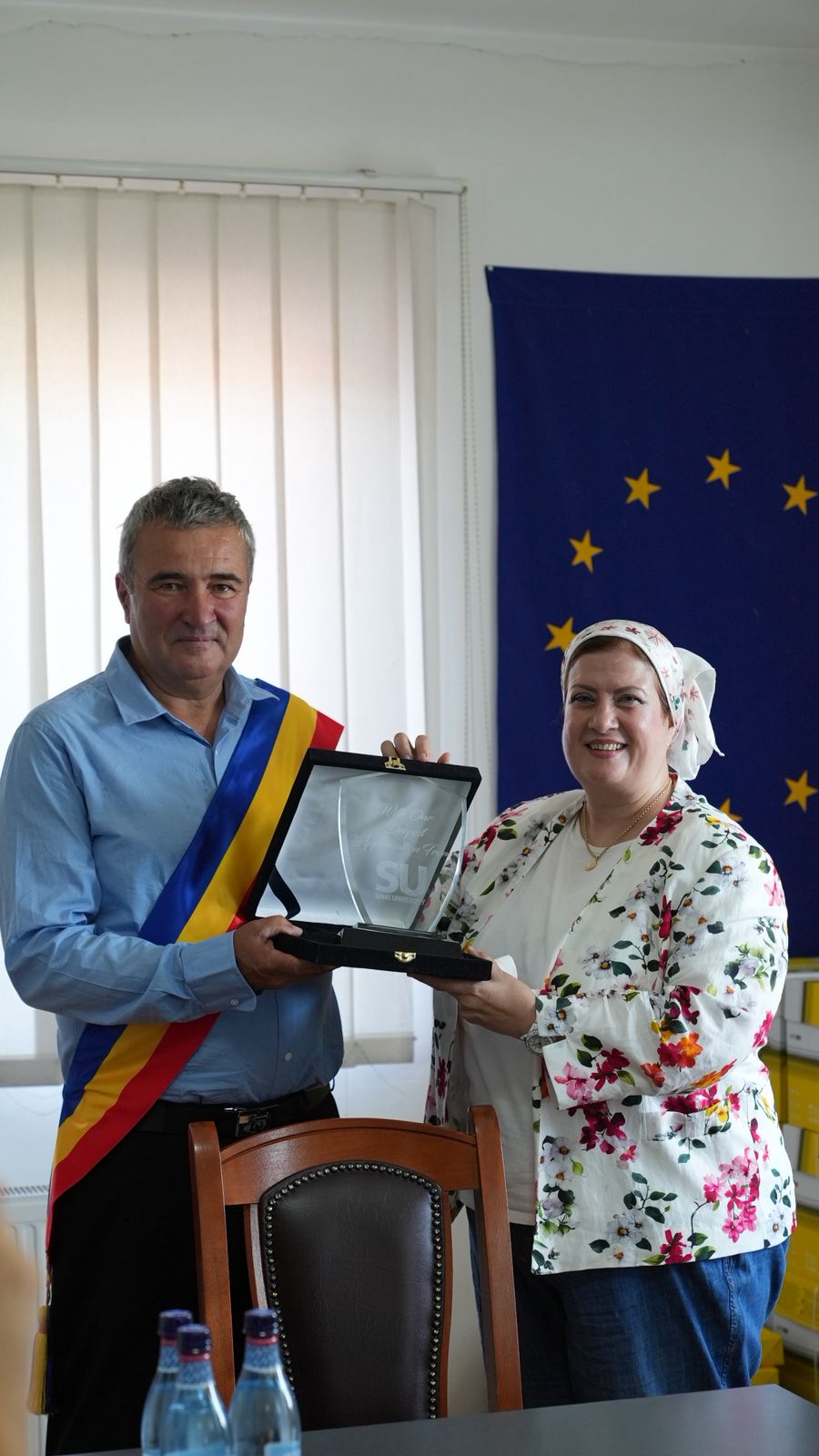 عمدة هوداك برومانيا يكرم طلاب جامعة سيناء 