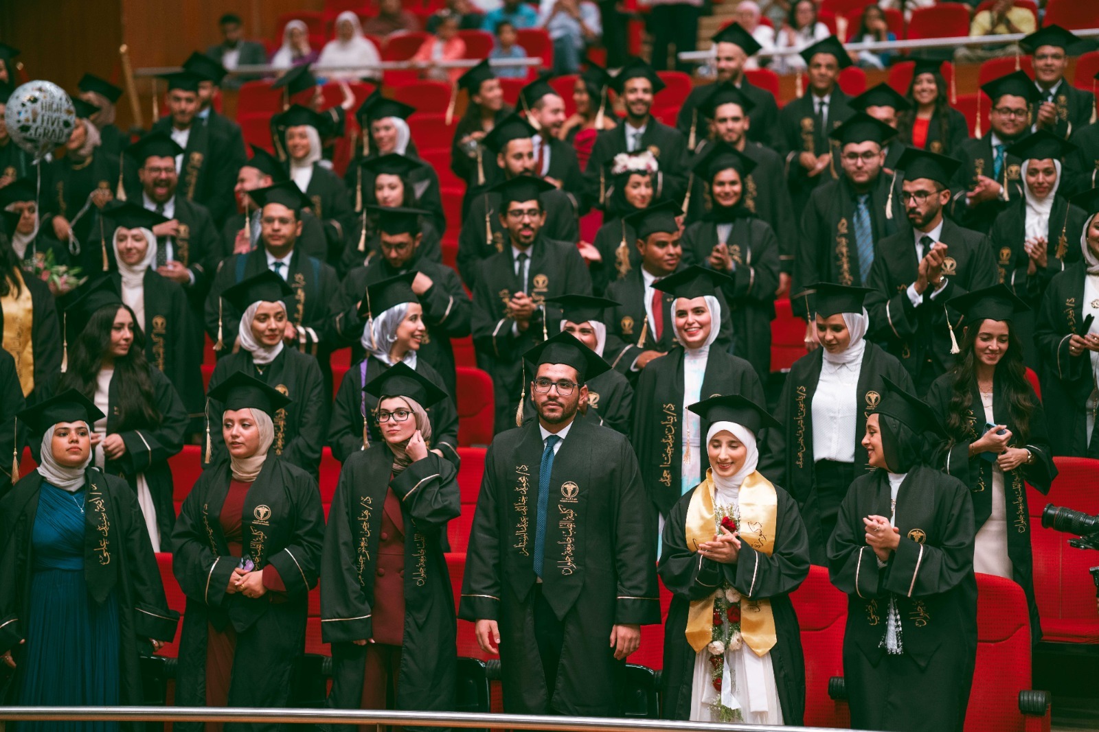 جامعة حلوان تنظم حفل تخرج دفعة جديدة من طلاب كلية الطب