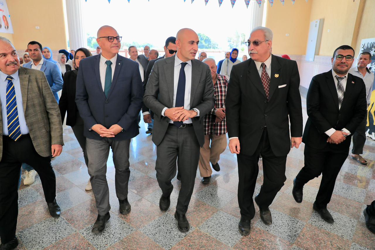 وزير التربية والتعليم يفتتح مدارس جديدة بالقليوبية