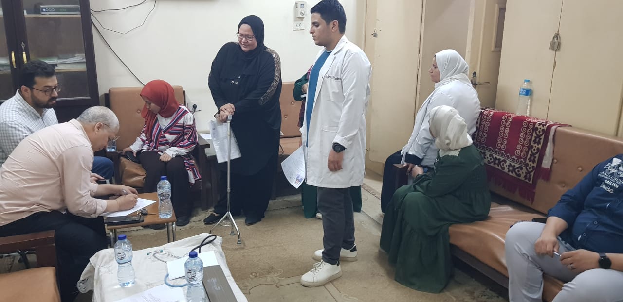 جامعة سوهاج تجري الكشف الطبي على الطلاب الجدد من ذوي الإعاقة