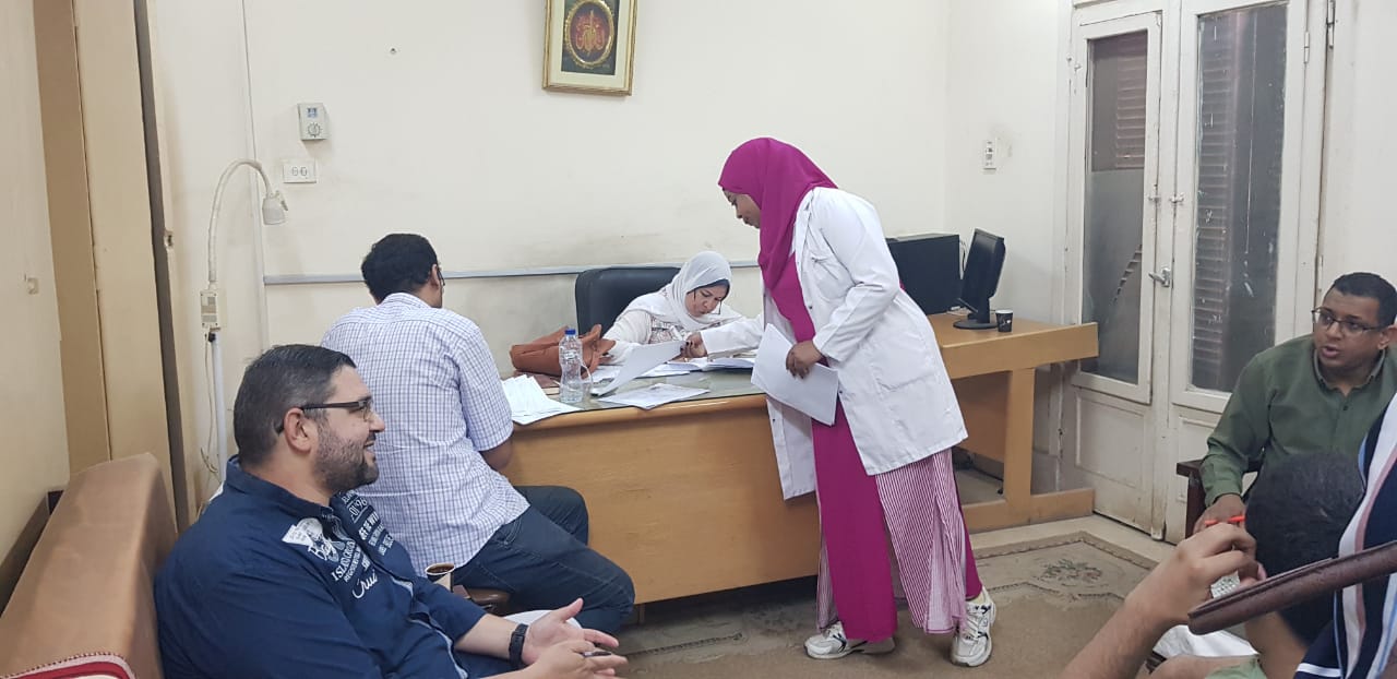 جامعة سوهاج تجري الكشف الطبي على الطلاب الجدد من ذوي الإعاقة