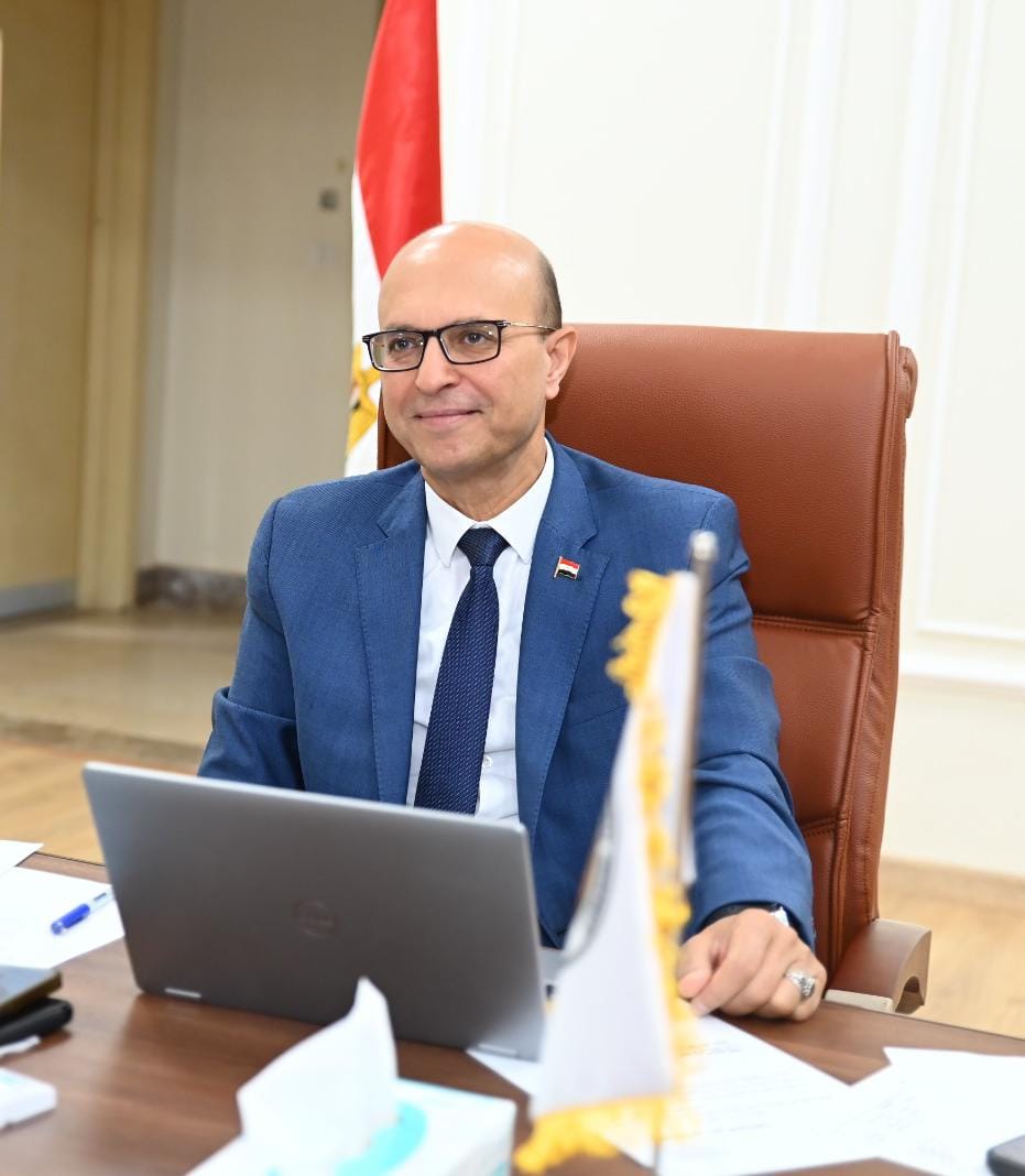 الدكتور أحمد المنشاوي رئيس جامعة أسيوط