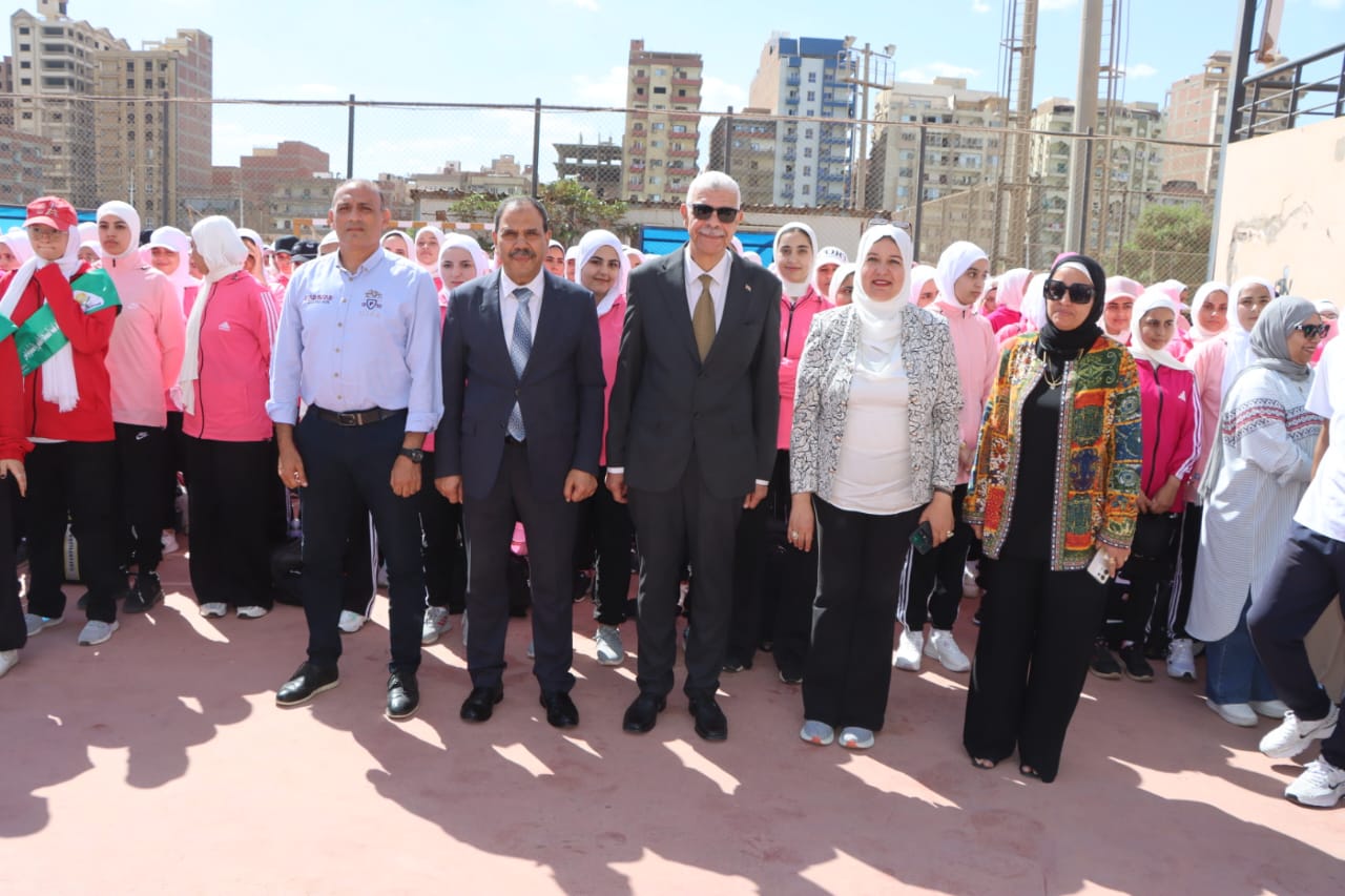 رئيس جامعة المنوفية يفتتح العام الدراسي ويهنئ طلاب كلية علوم الرياضة