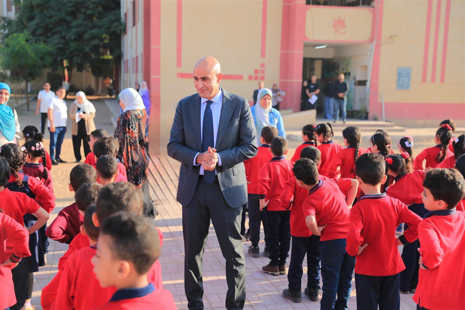 وزير التربية والتعليم يتفقد مدارس الغربية لمتابعة انتظام الدراسة