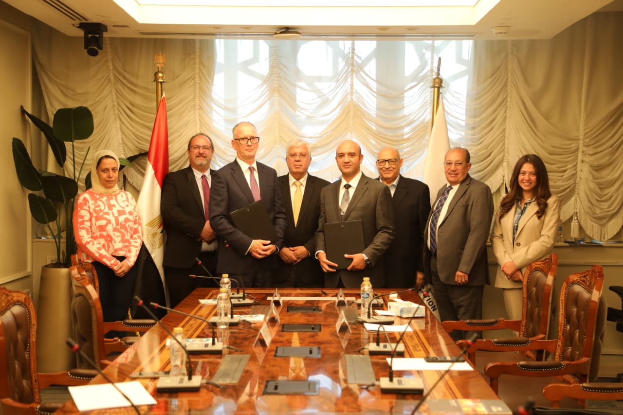 وزير التعليم العالي يطلق شراكة كبرى بين مؤسسة الجامعات الكندية في مصر وجامعة أنجليا روسكين البريطانية