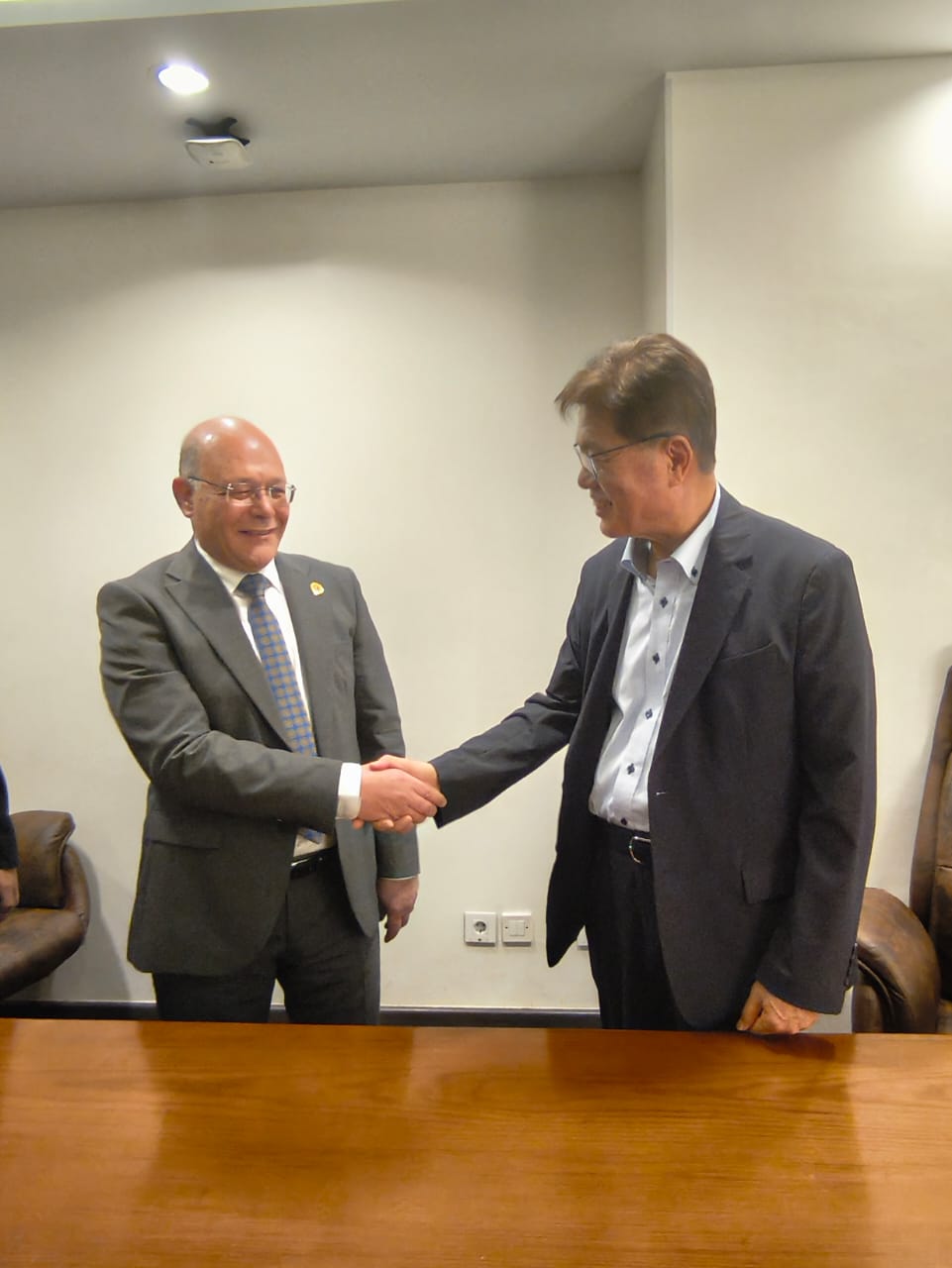 جامعة سوهاج تعقد شراكة دولية مع جامعة ووسونج الكورية