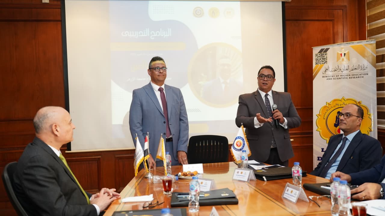 المجلس الأعلى للجامعات يطلق برنامجًا لتأهيل القيادات الجامعية العليا