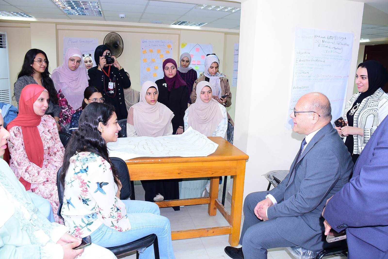 جامعة سوهاج تختتم المرحلة الأولى من مبادرة كن مستعدا 2025