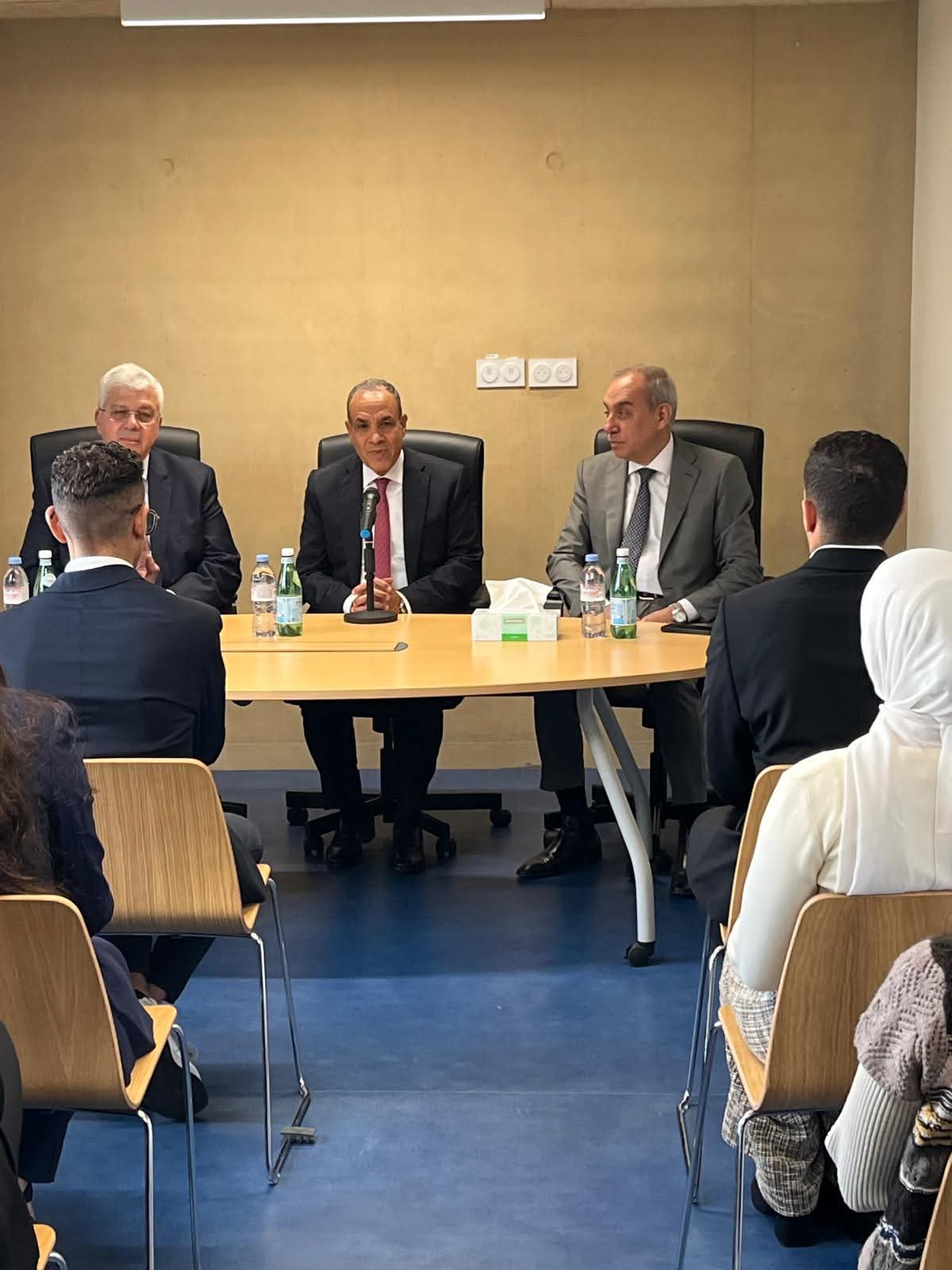 وزيرا الخارجية والتعليم العالي يبحثان دعم الطلاب المصريين في بيت مصر باريس
